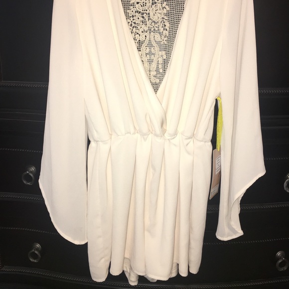 Light Tan Bell Sleeve Romper with lace detail - Picture 4 of 4